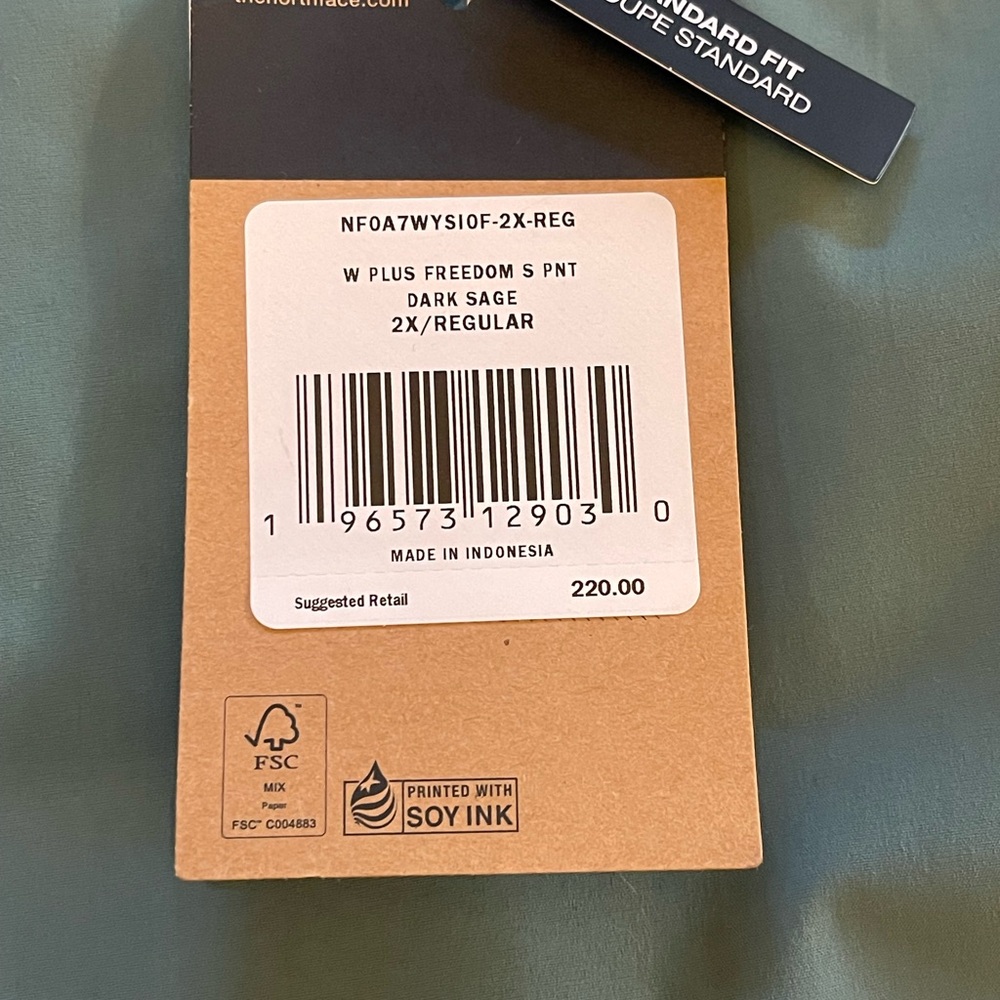 The North Face women’s plus freedom snow pant dark sage - Picture 15 of 15